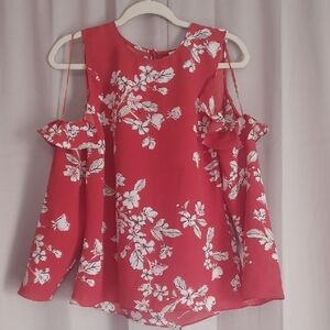 Witchery Cold Shoulder Floral Top, Long Ruffled Sleeve Red White, New With Tags